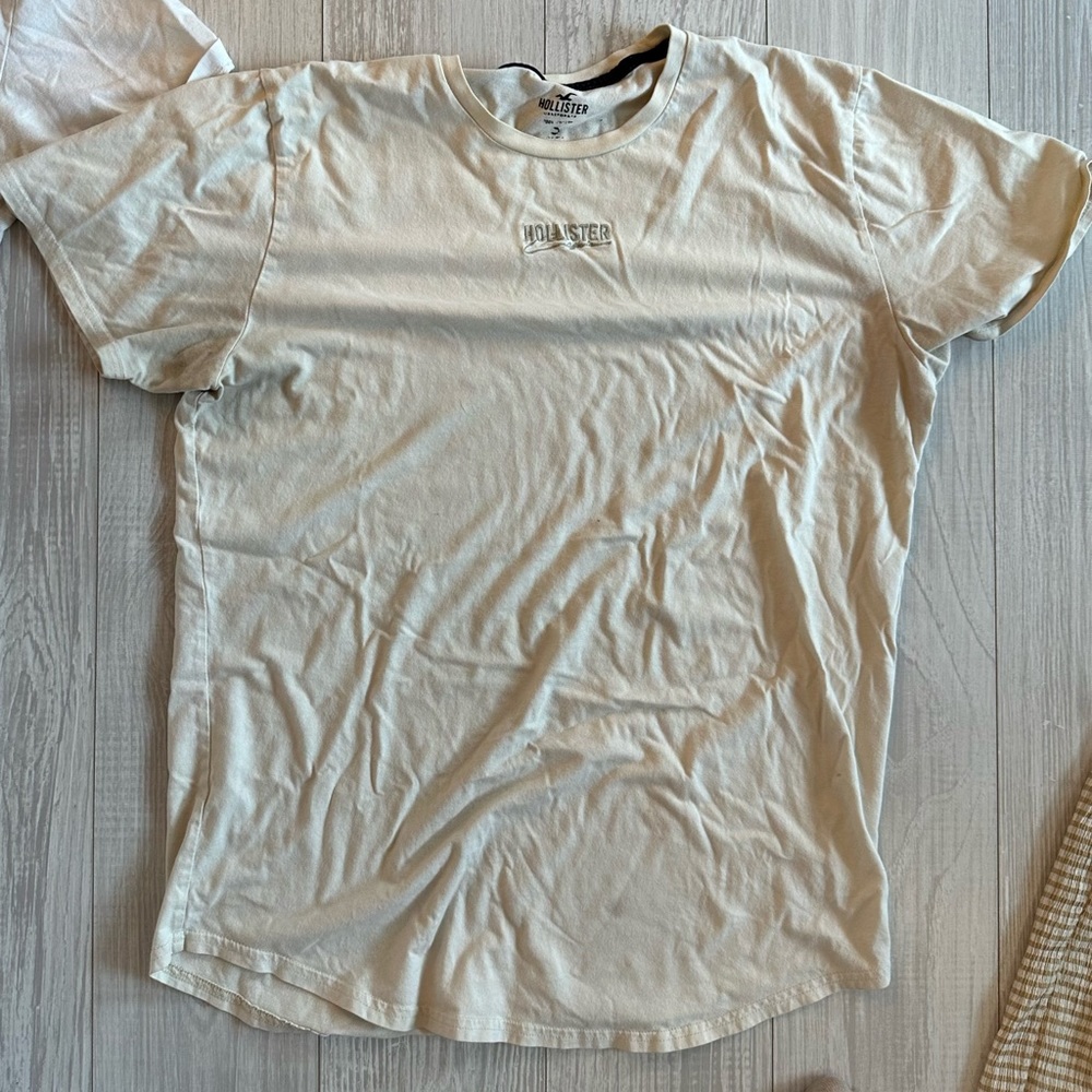 Hollister shirt